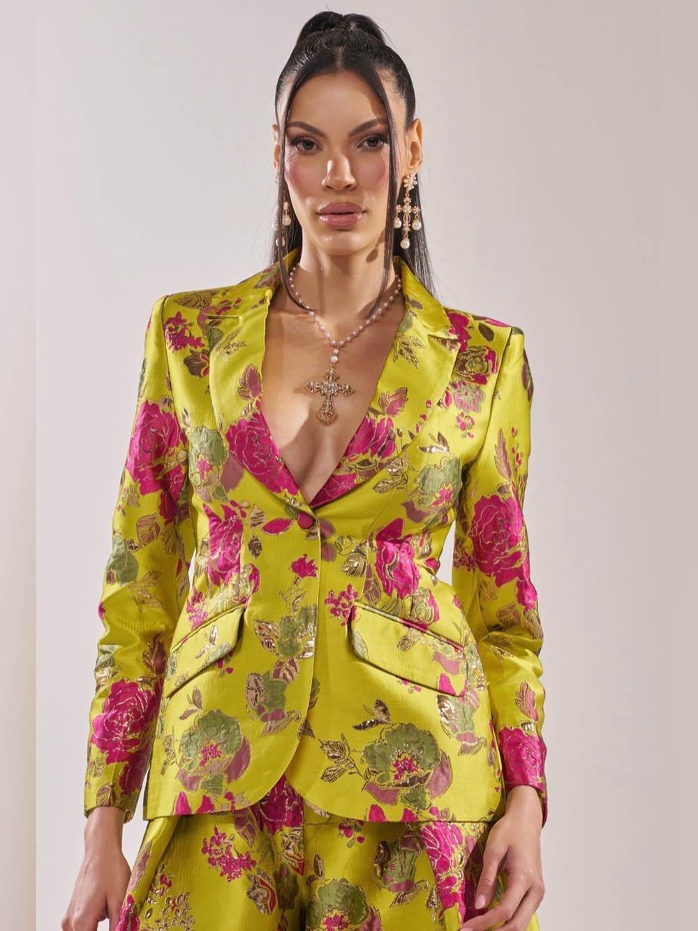 BUY MYSELF FLOWERS BROCADE BLAZER IN LIME - Picture 2 of 5